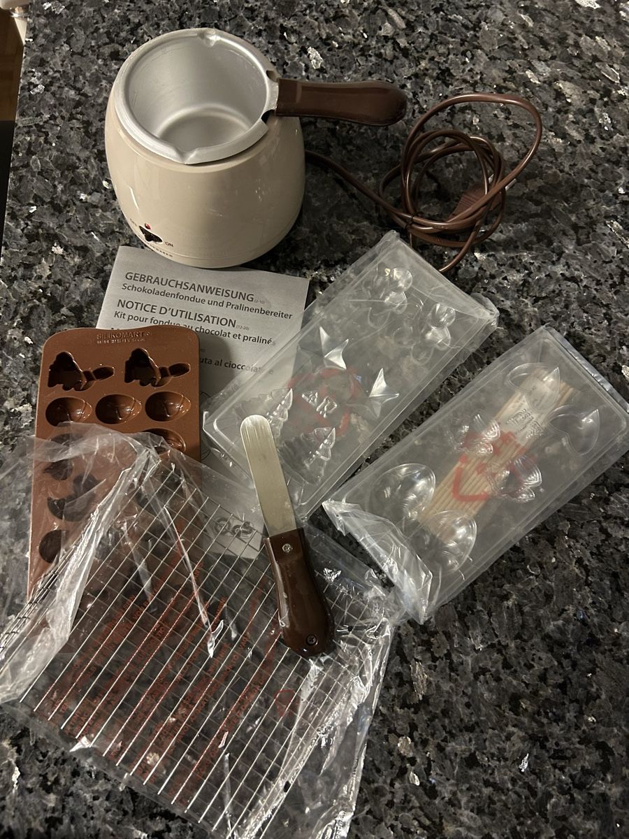 Elettrodomestici da cucina: ***Schokoladenfondue & Pralinenbereiter ***NEU*** – Nuovo (secondo la descrizione) da Winterthur venduto da stella67