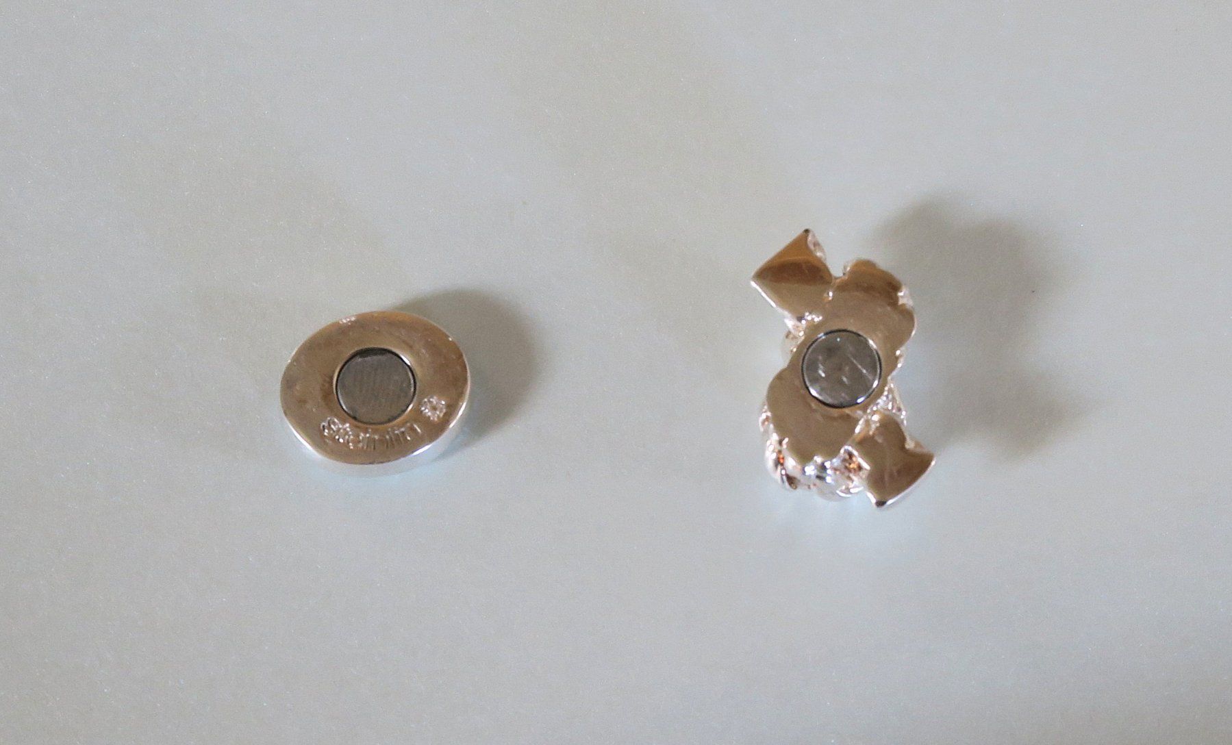 Spille & Fermagli: Magnet - Brosche Knoten, steinlin – Usato da Brittnau venduto da marlenestone 1
