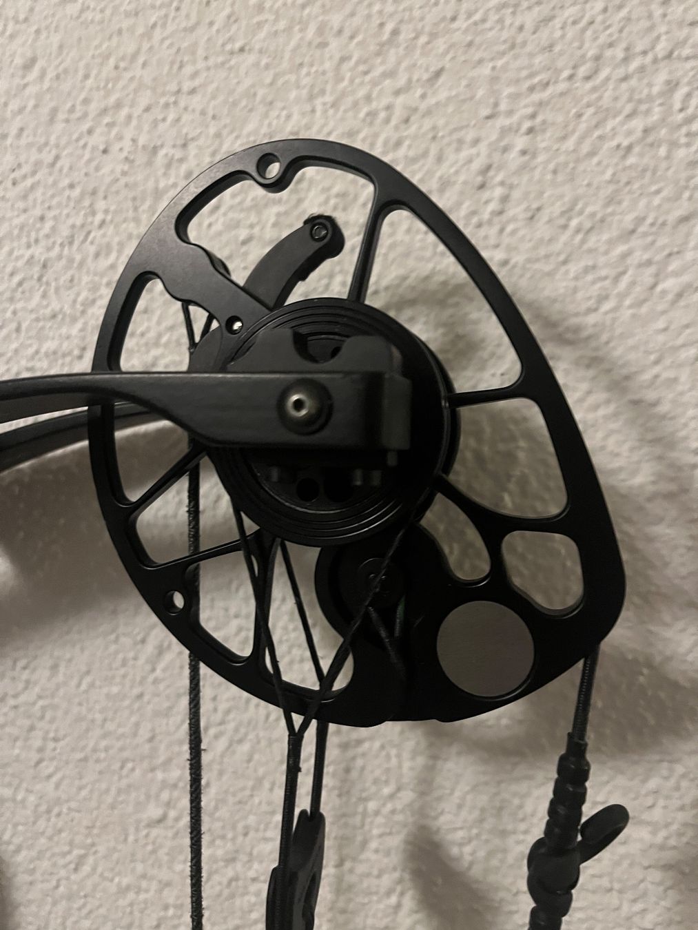 Bogenschiessen: Compoundbogen Mathews Halon X, 2019, RH – Gebraucht aus Buochs von  5