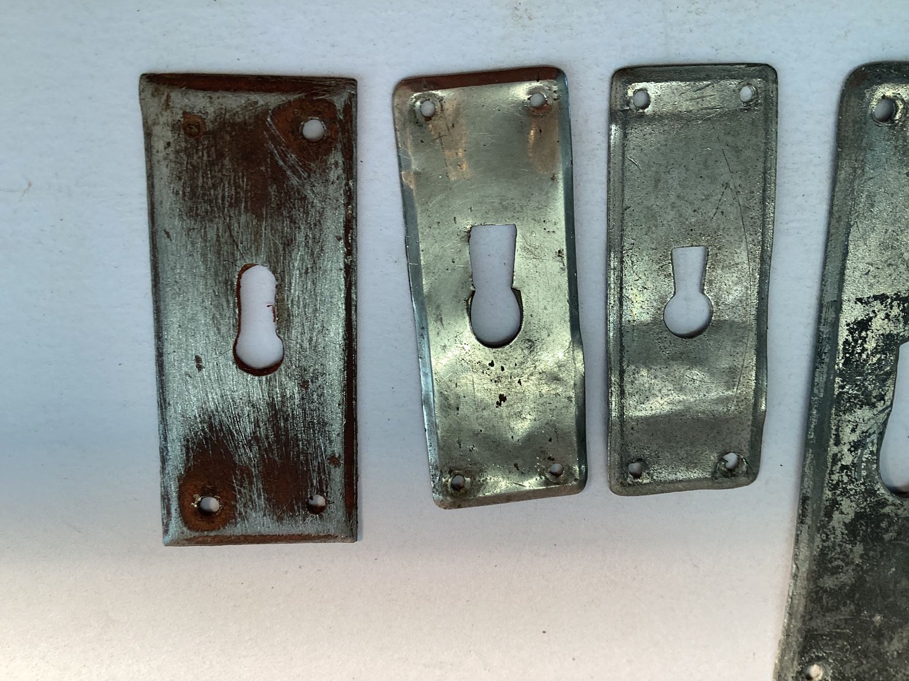 Ferramenta: 7 antike Türschilder Metall, Jugendstil, verschiedene Grösse – Usato da Eglisau venduto da mar_5rn2 5