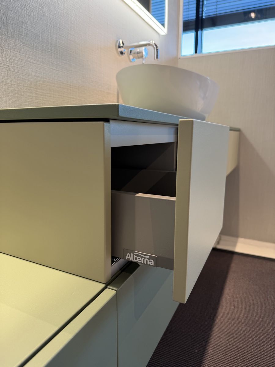 Alterna Mobili per bagno: Badmöbelset Alterna luuna  – Nuovo (secondo la descrizione) da Amriswil venduto da deluxe_bad 7