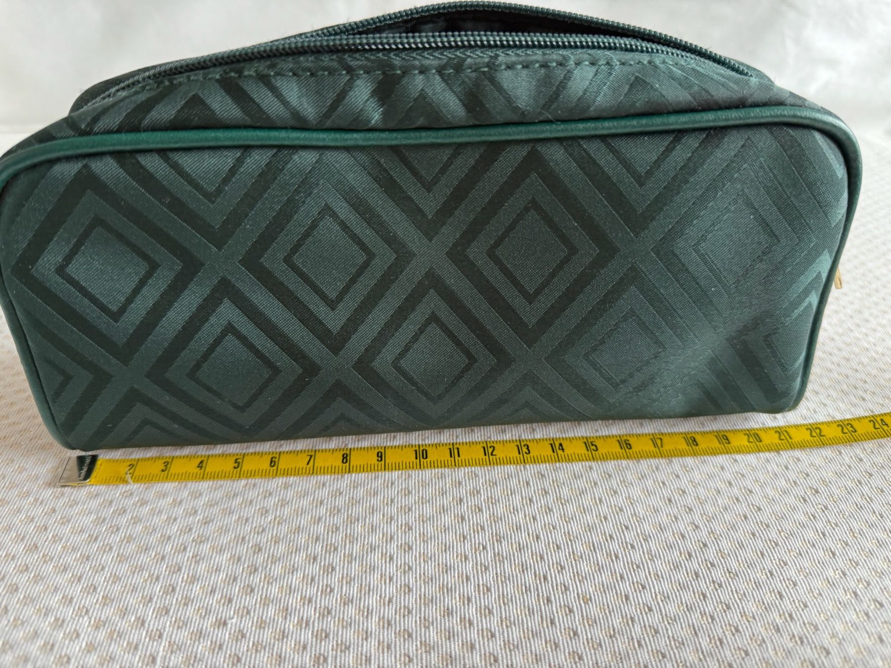Estée Lauder Custodie per cosmetici: Estée Lauder - Trousse de maquillage – Usato da Sion venduto da accroshoes 4