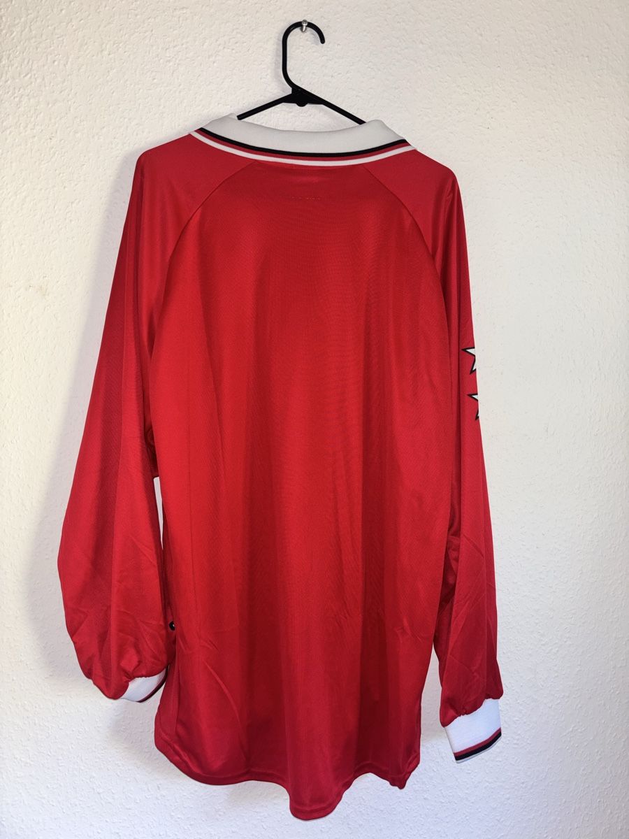 Nike Leibchen & Hosen: Maillot FC Sion 1998 – Gebraucht aus Genève von luc_7zb7 1