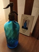 Syphonflasche blau mit Buch der blaue Siphon