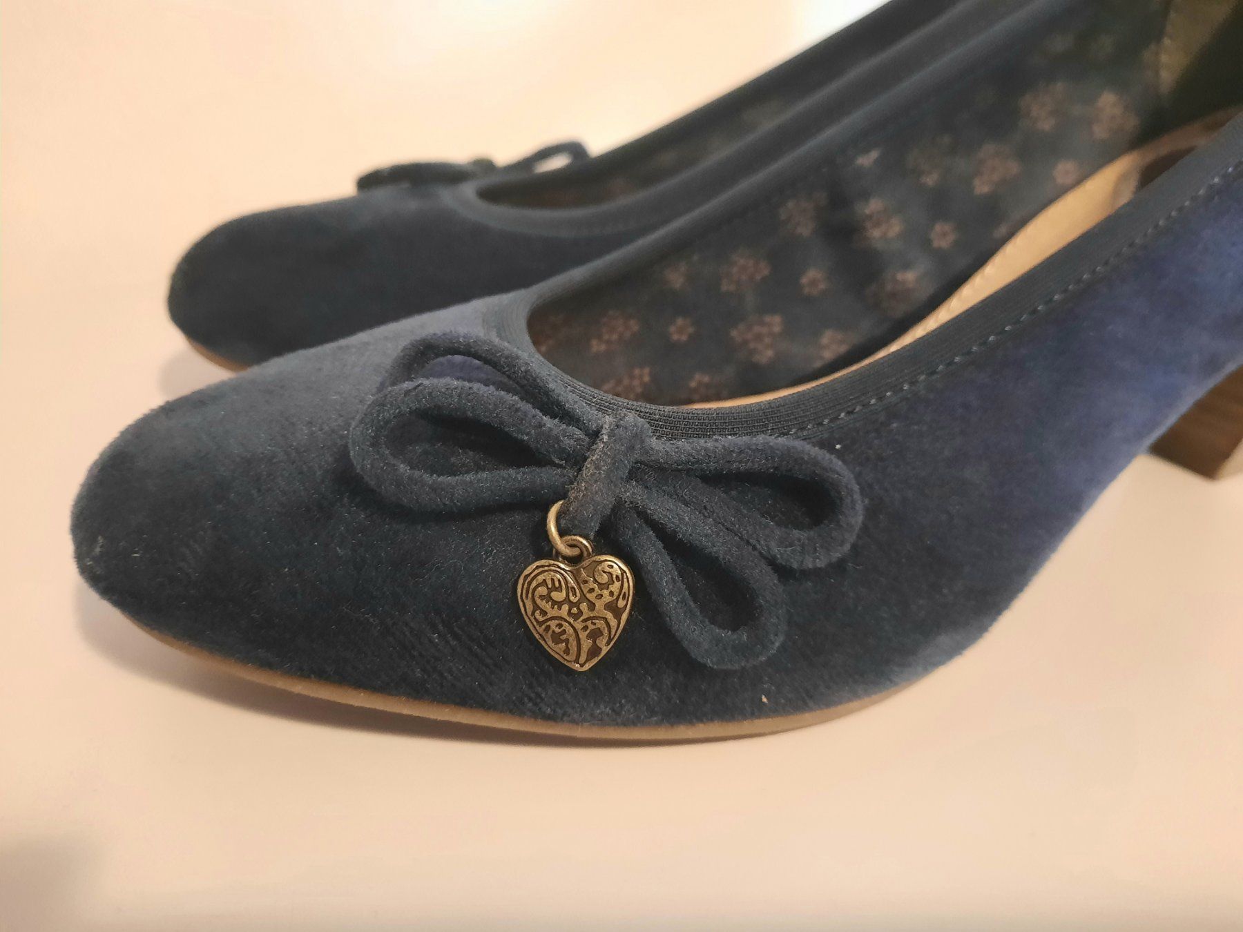 Damenschuhe: Damenschuhe mit absatz – Gebraucht aus Zürich von ONVA-RE-USE 2