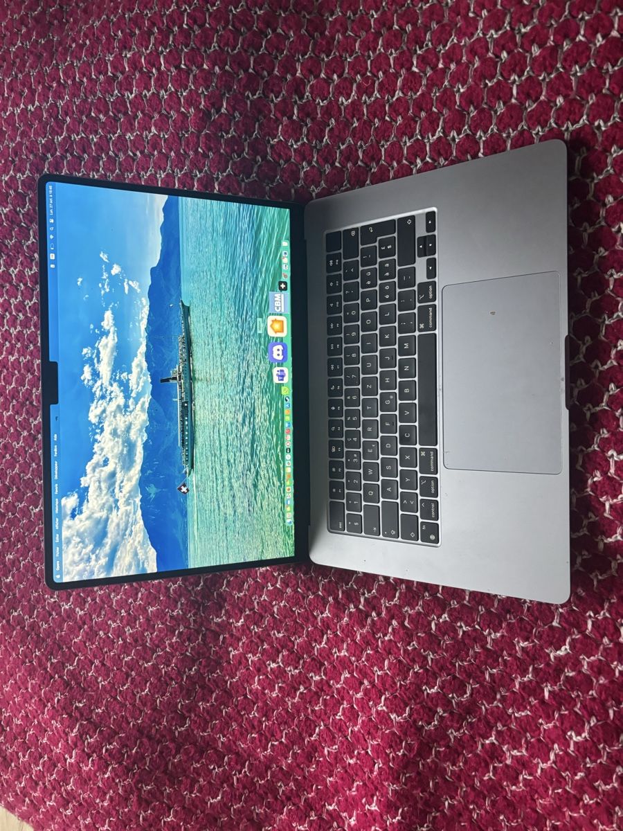 Apple Notebooks: Mac book air 15 pouces 2023 – Neu (gemäss Beschreibung) aus Villars-sur-Glâne von len_blr2