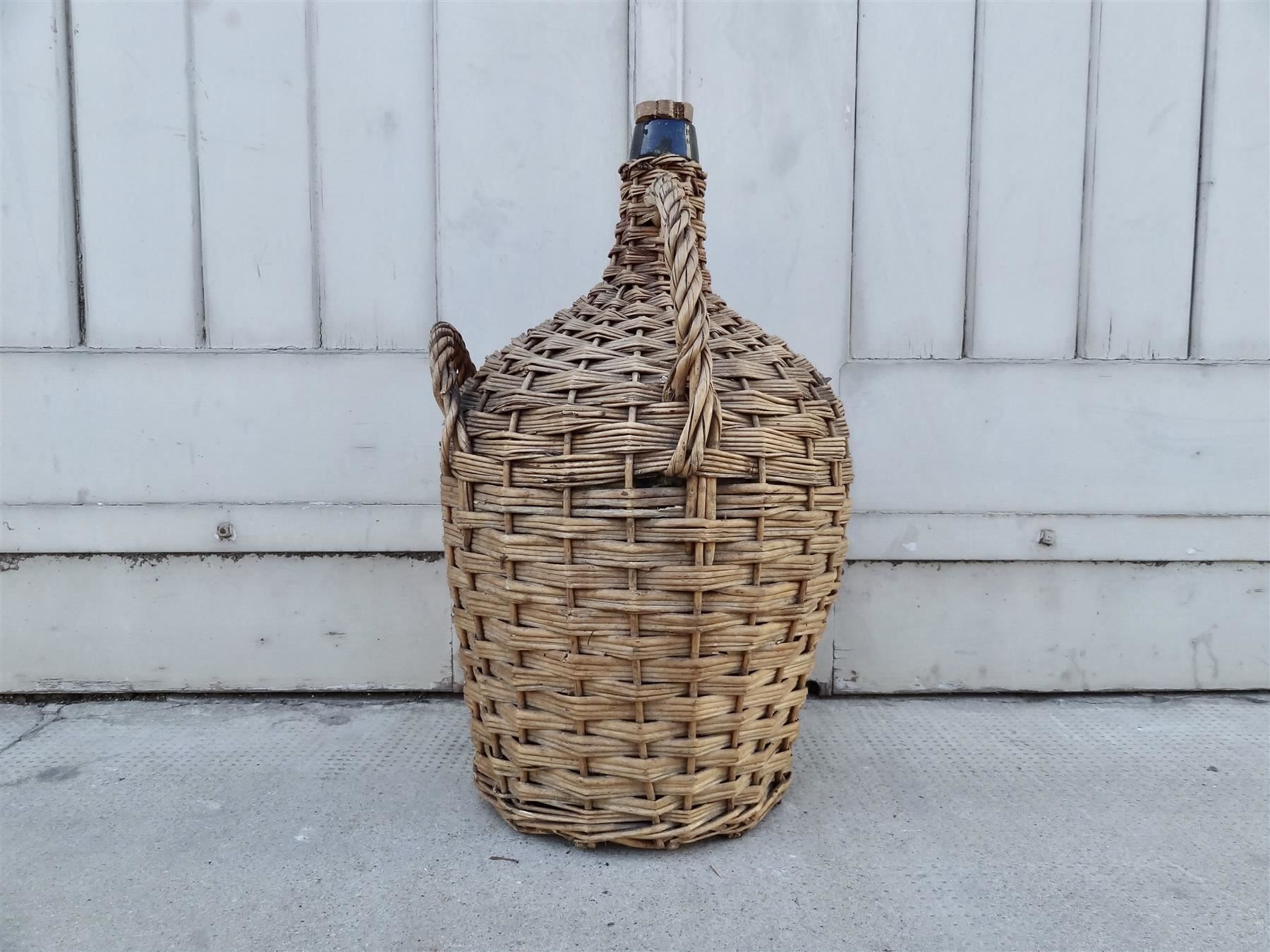 Bottiglie: alte Korbflasche – Usato da Kerzers venduto da Flaschenposten