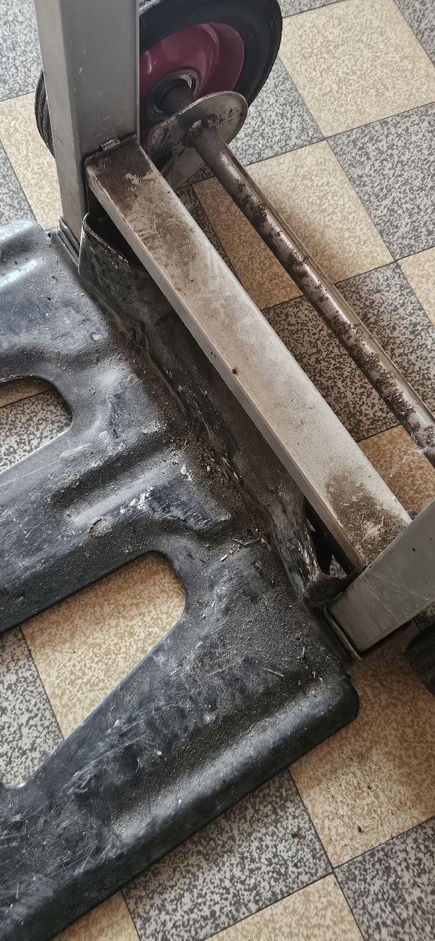 Schubkarren: Sackkarre, Schubkarre – Gebraucht aus Belp von Ginus85 5