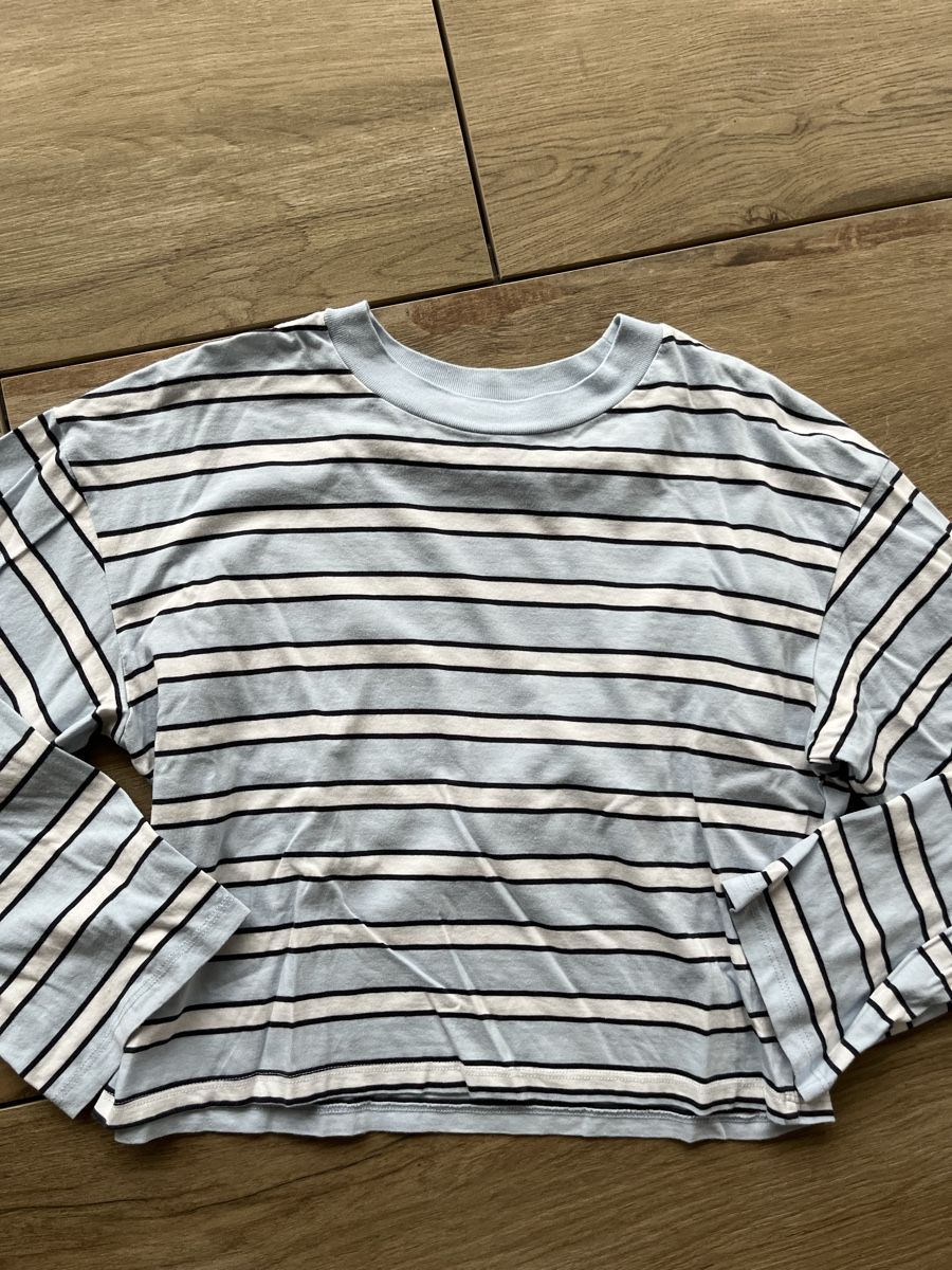 Maglioni & Felpe: Sweater gestreift blau weiss – Usato da Zuzwil SG venduto da dieschnellemichelle