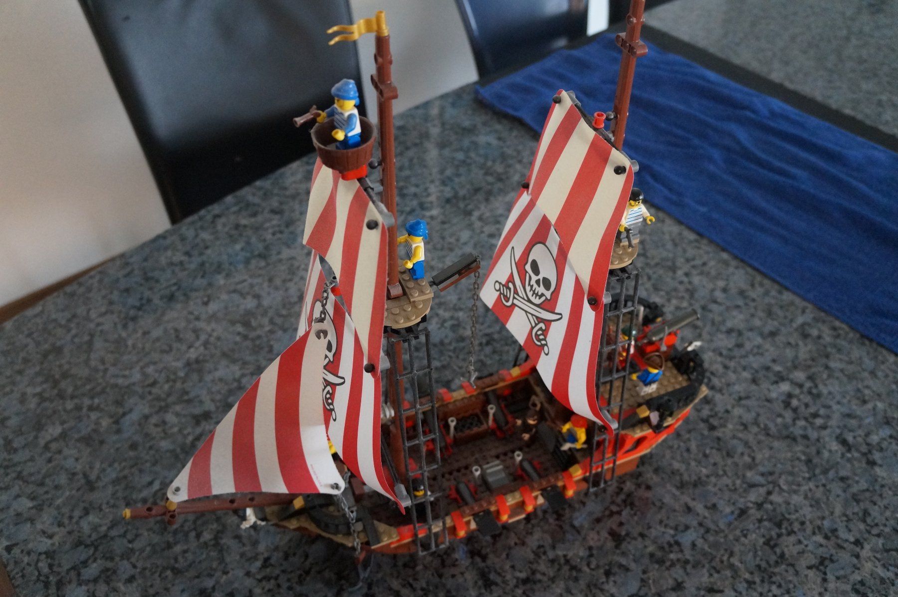 Lego Spielzeuge: Lego Piratenschiff 70413 – Neu (gemäss Beschreibung) aus bronschhofen von blackpearl01