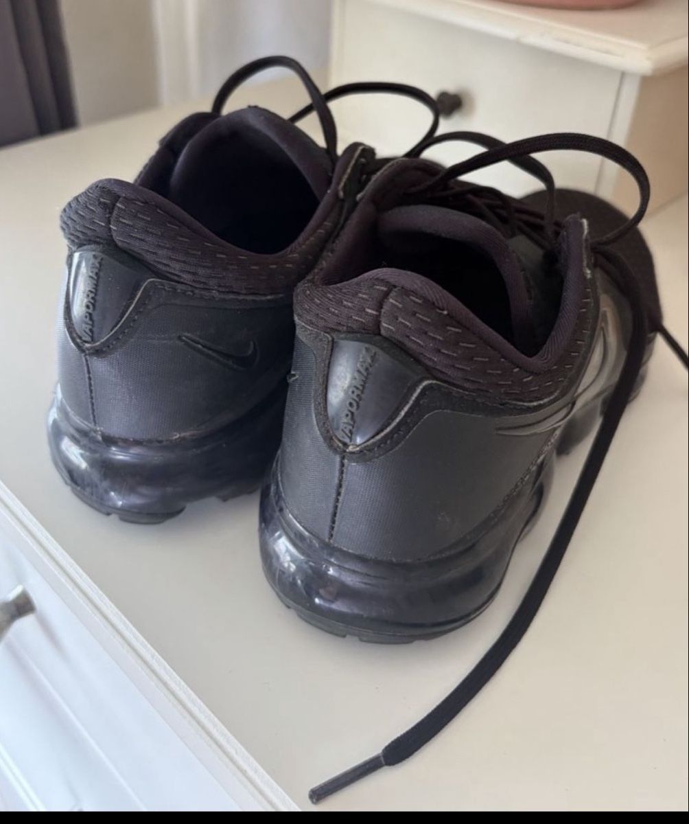 Nike Chaussures femmes: Nike Sneaker Grösse 37  – D'occasion à Basel par Brunner.T 2