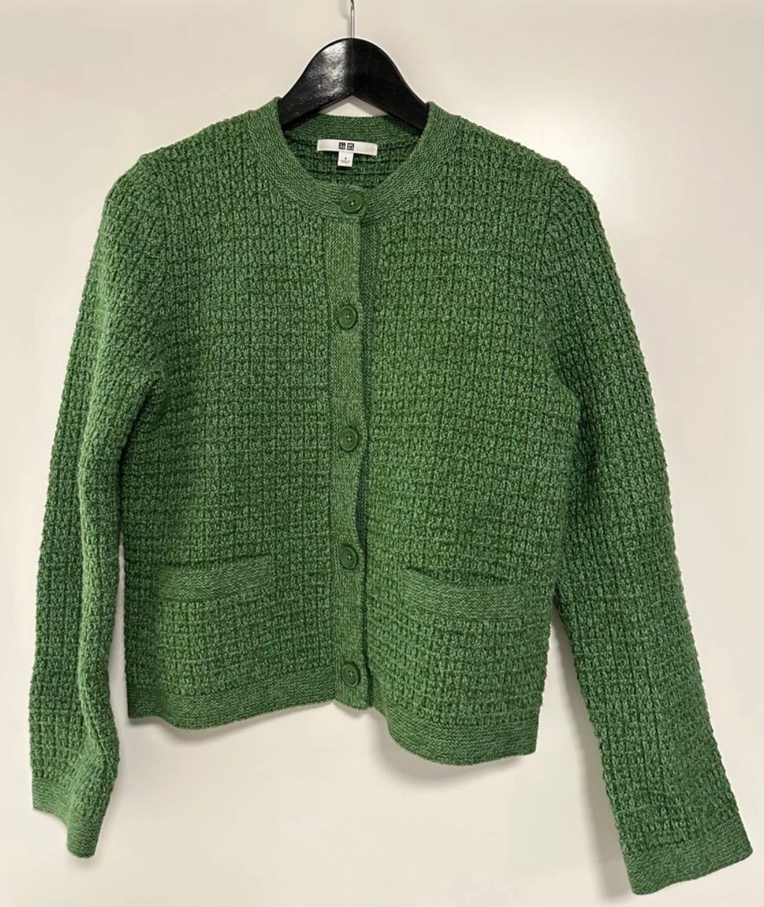 Uniqlo Giacche: UNIQLO Strickjacke Gr. S Grün – Nuovo (secondo la descrizione) da Langenthal venduto da vik_v5ml