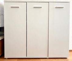 Grosser Schuhschrank | Viel Stauraum → Jetzt CHF 79