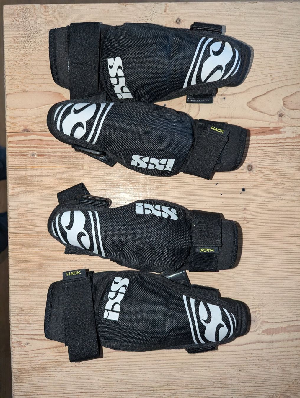 Protections: IXS Hack Protektoren Set schwarz Grösse KS gebraucht – D'occasion à adelboden par schrachsel