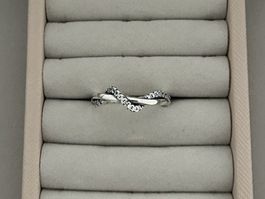 Pandora Funkelnde Verschlungene Welle Ring
