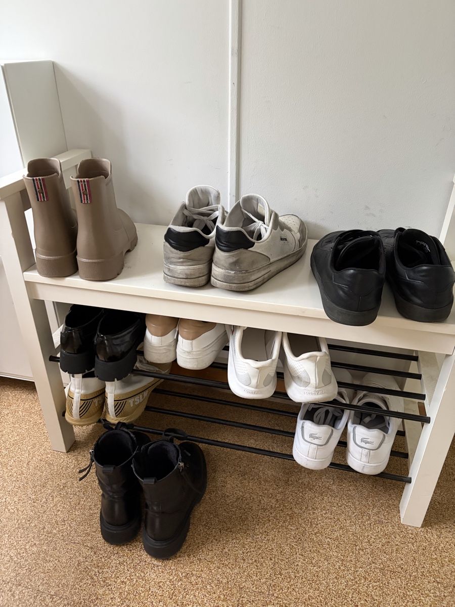 Ikea Garderobe: Schuhkommode – Gebraucht aus Dagmersellen von sil_wxg7