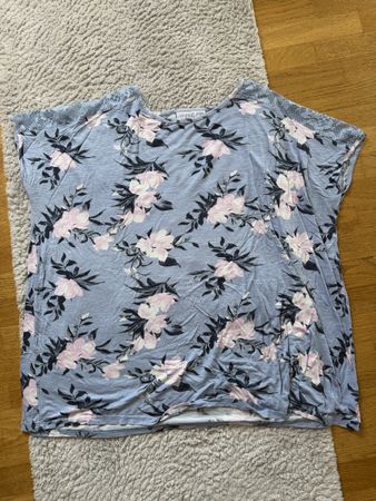 JANINA Damen T-Shirt Grösse 52/54 Blumenmuster Spitze