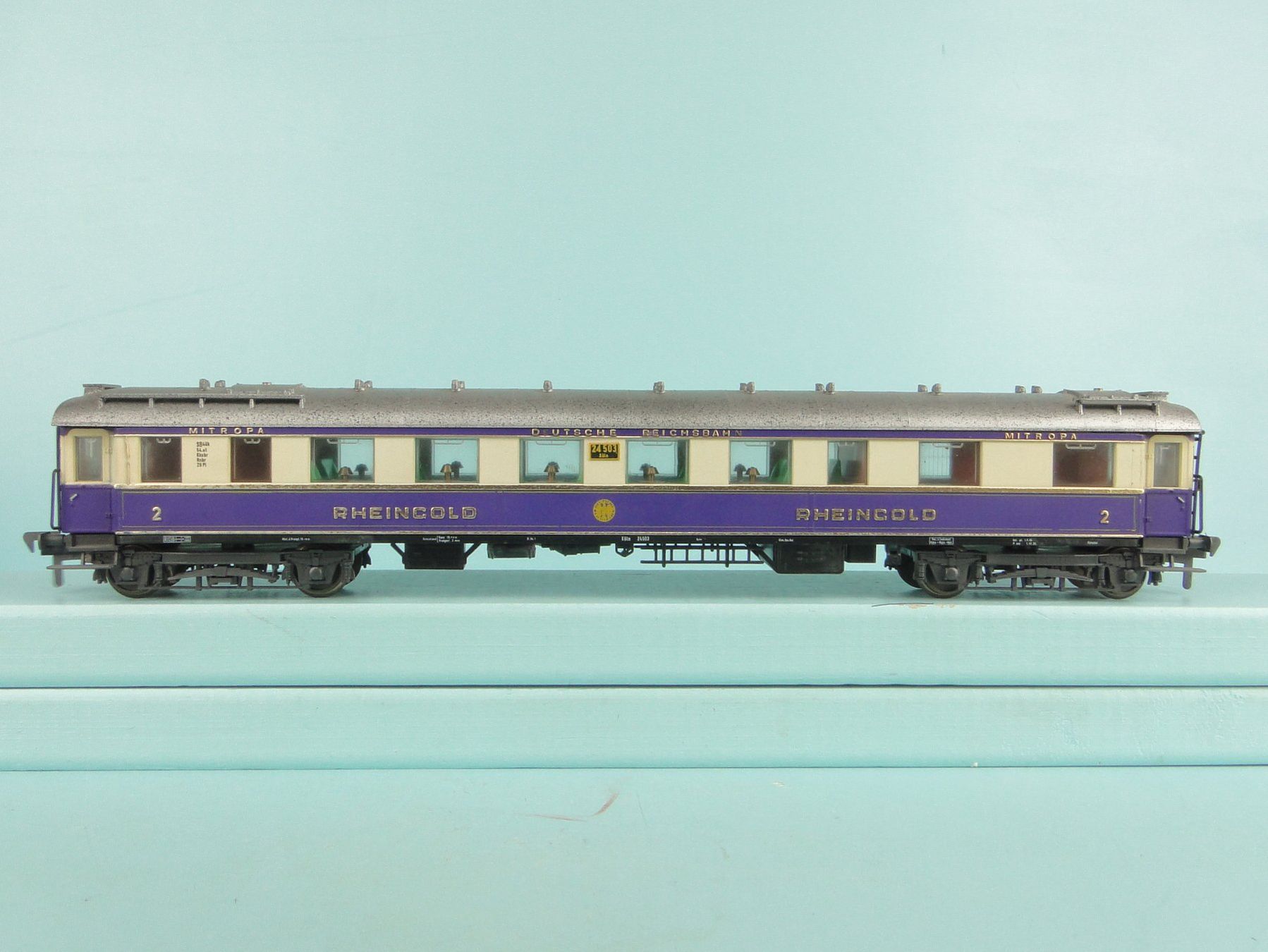 Liliput Modelleisenbahnen: Liliput/Fleischmann 825 00 Rheingold 2 Kl. – Gebraucht aus Bülach von cann11 3
