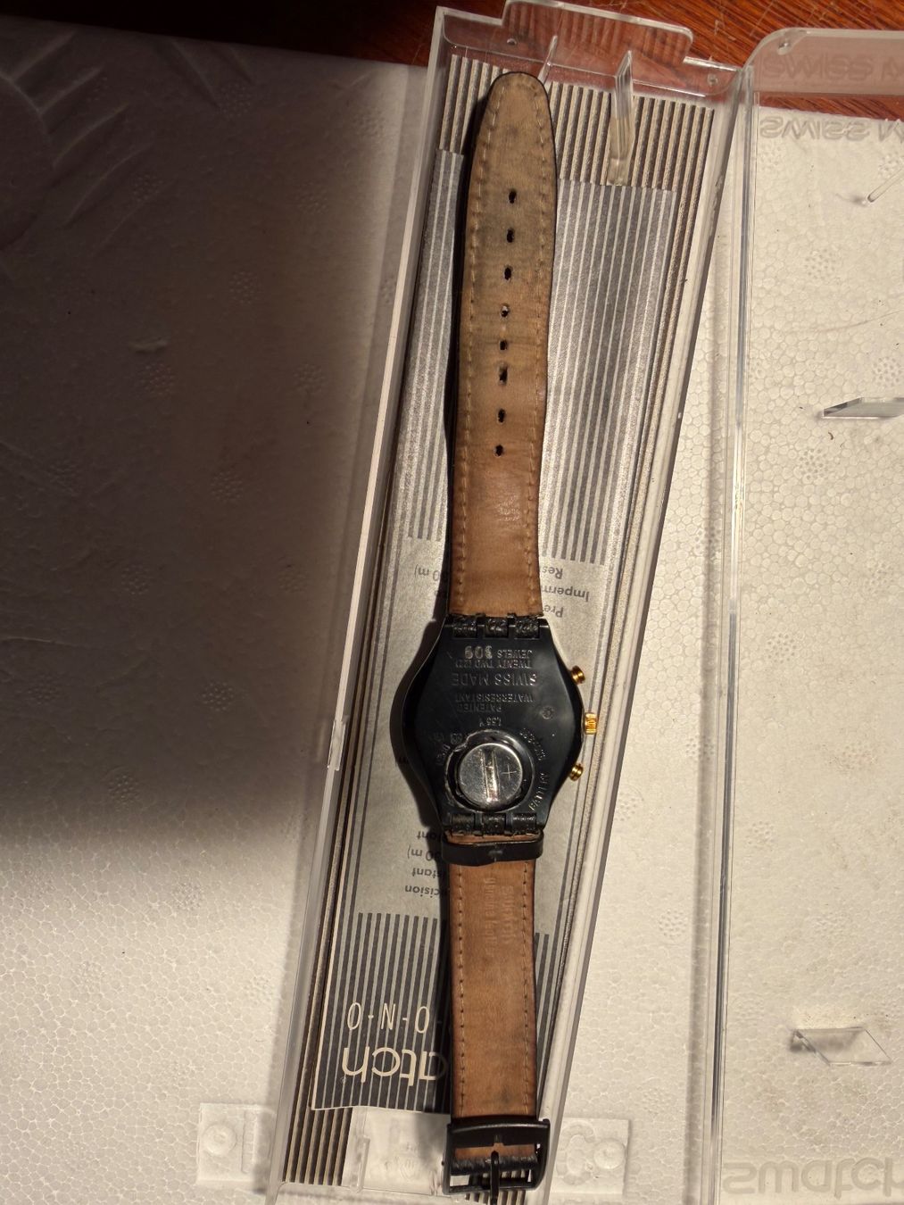 Swatch Orologi: Swatch Chronograph Uhr schwarz – Usato da Lausanne venduto da artnouveau05 6