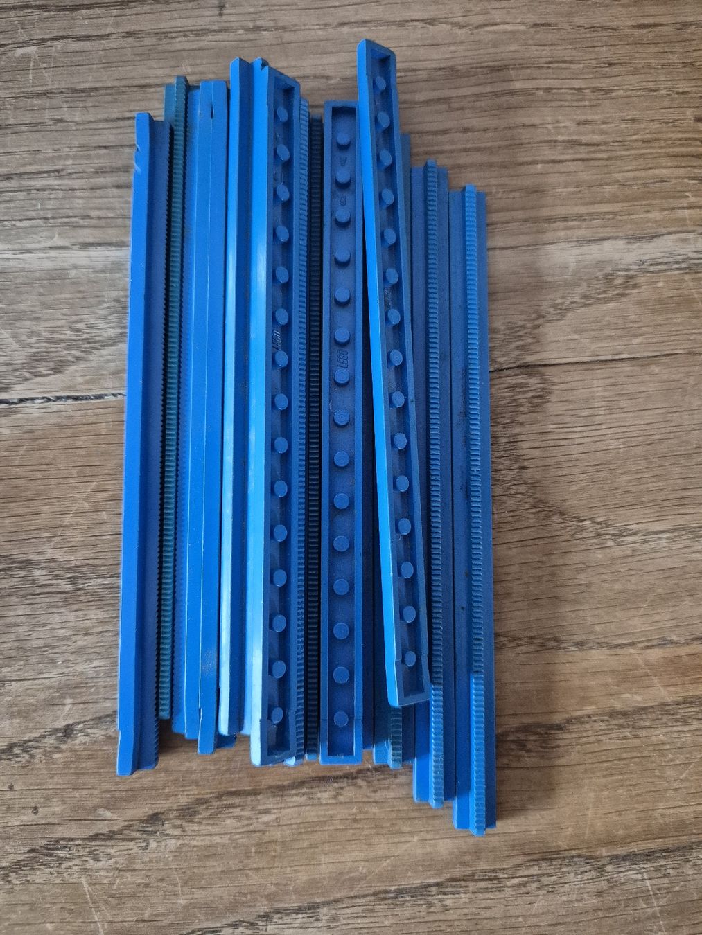 Lego Kit di costruzioni: Lego: Pack rails bleus vintage  – Usato da Sassel venduto da sci_ppk9 2