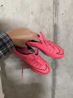 Fussballschuhe Nike Mercurial pink Grösse 38.5
