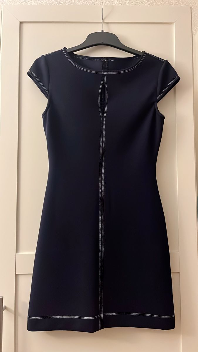 Reformation Vestiti: Kleid dunkelblau Reformation – Usato da Zürich venduto da zoe_6fqm