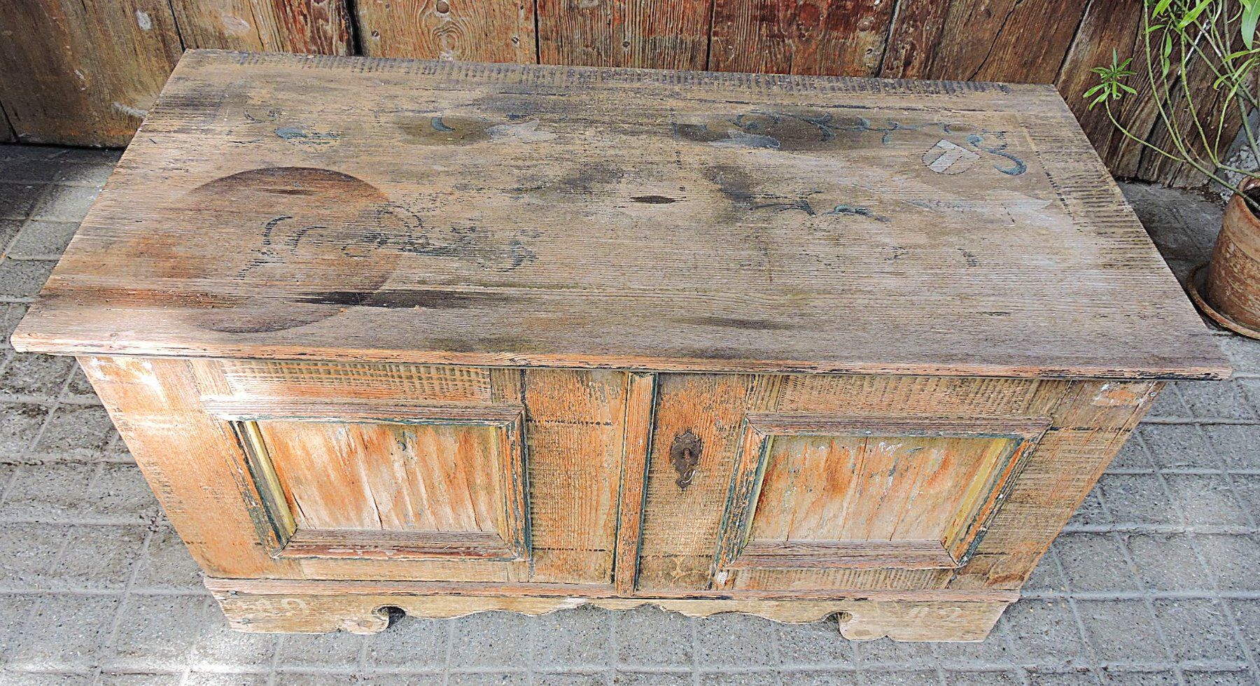 Cassettiere: Altes Schränkli – Usato da Kaufdorf venduto da bf2_6d2j 2