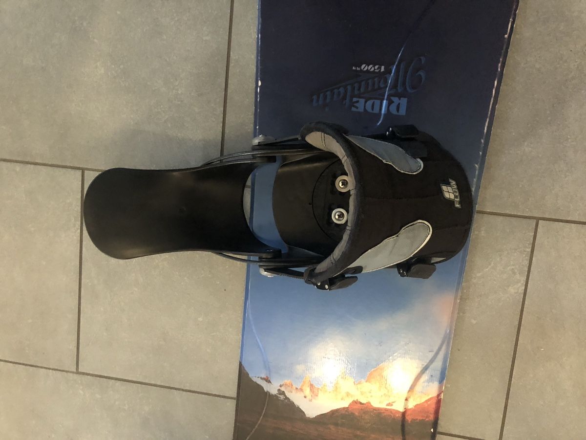 Board: Snowboard – Usato da Schüpfen venduto da Maustralien 1