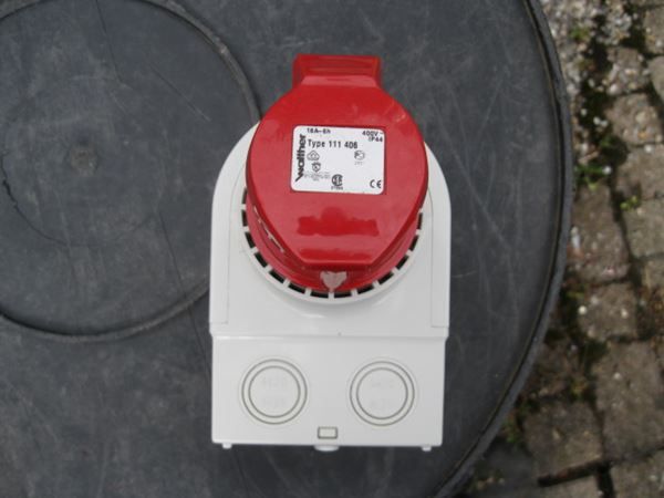 Interruttori: aP Steckdose Walther CEE 16A Typ 111 406 – Nuovo (secondo la descrizione) da Boll venduto da Huweli 1