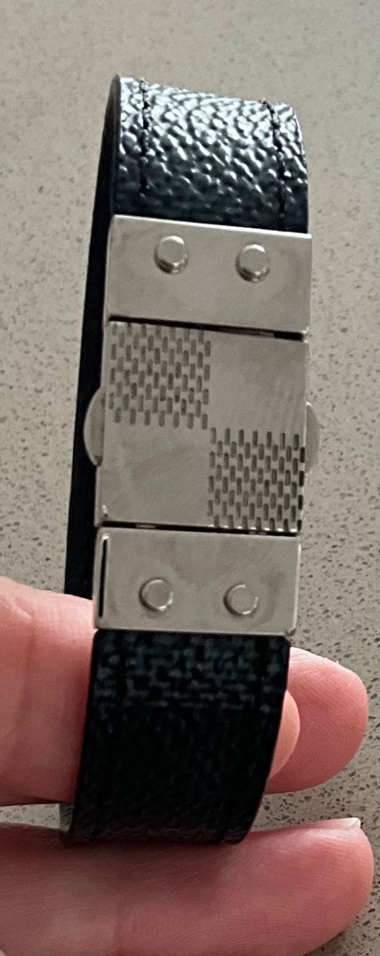 Louis Vuitton Bracciali & Braccialetti: Louis Vuitton Lederarmband – Usato da Seon venduto da xanae 2