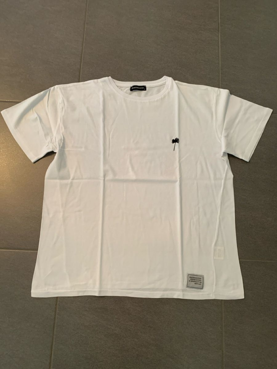 T-Shirts: T-shirt oversize – Gebraucht aus Collombey von amina36