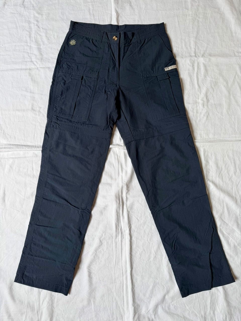 Salewa Pantaloni: Salewa, Damen-Wanderhose Zip-off, navy, Gr. 36 – Usato da Basel venduto da Solaia28