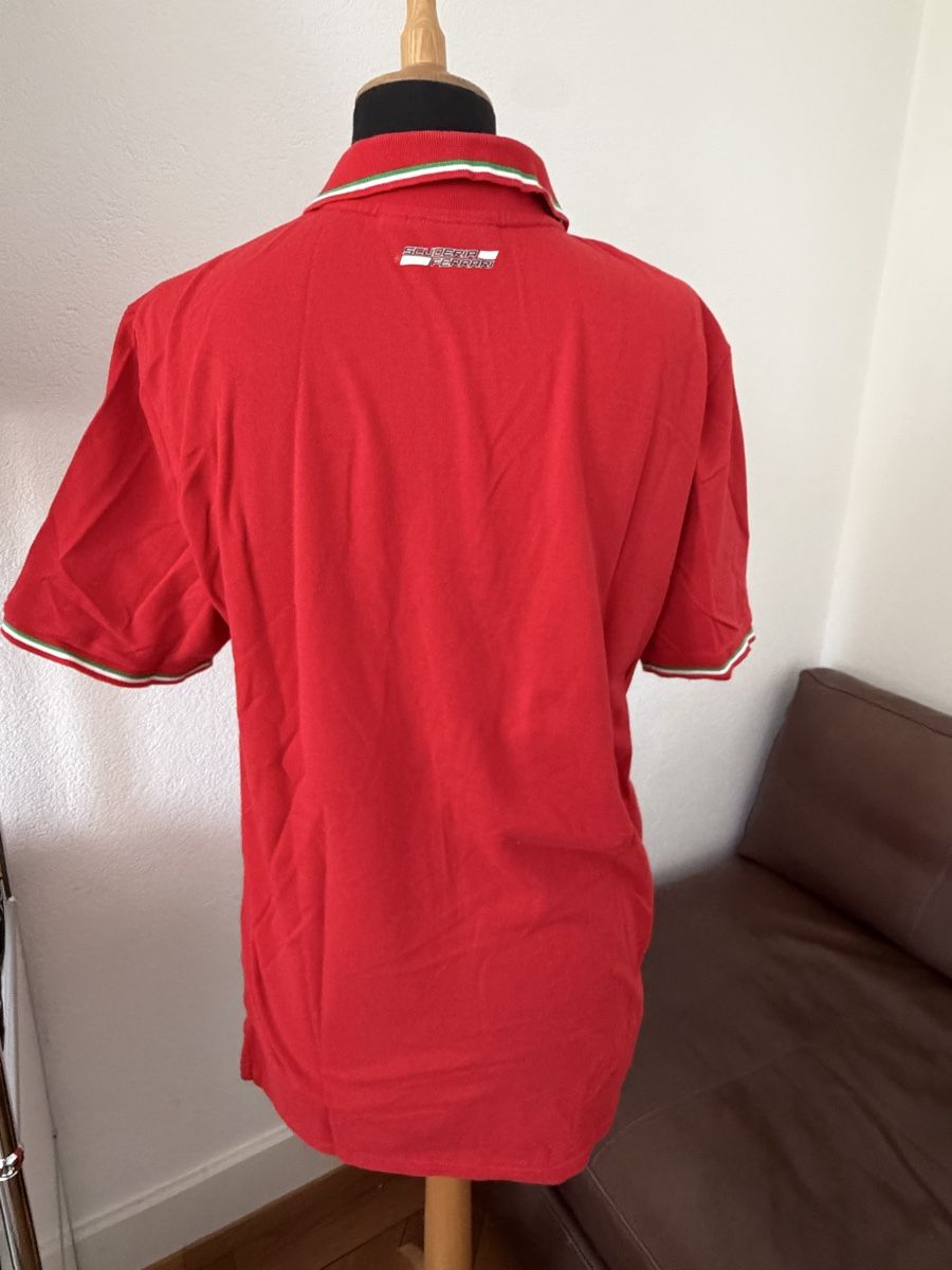 Ferrari T-shirt: Scuderia Ferrari Shirt L – Usato da Zürich venduto da chi_9dfb 1