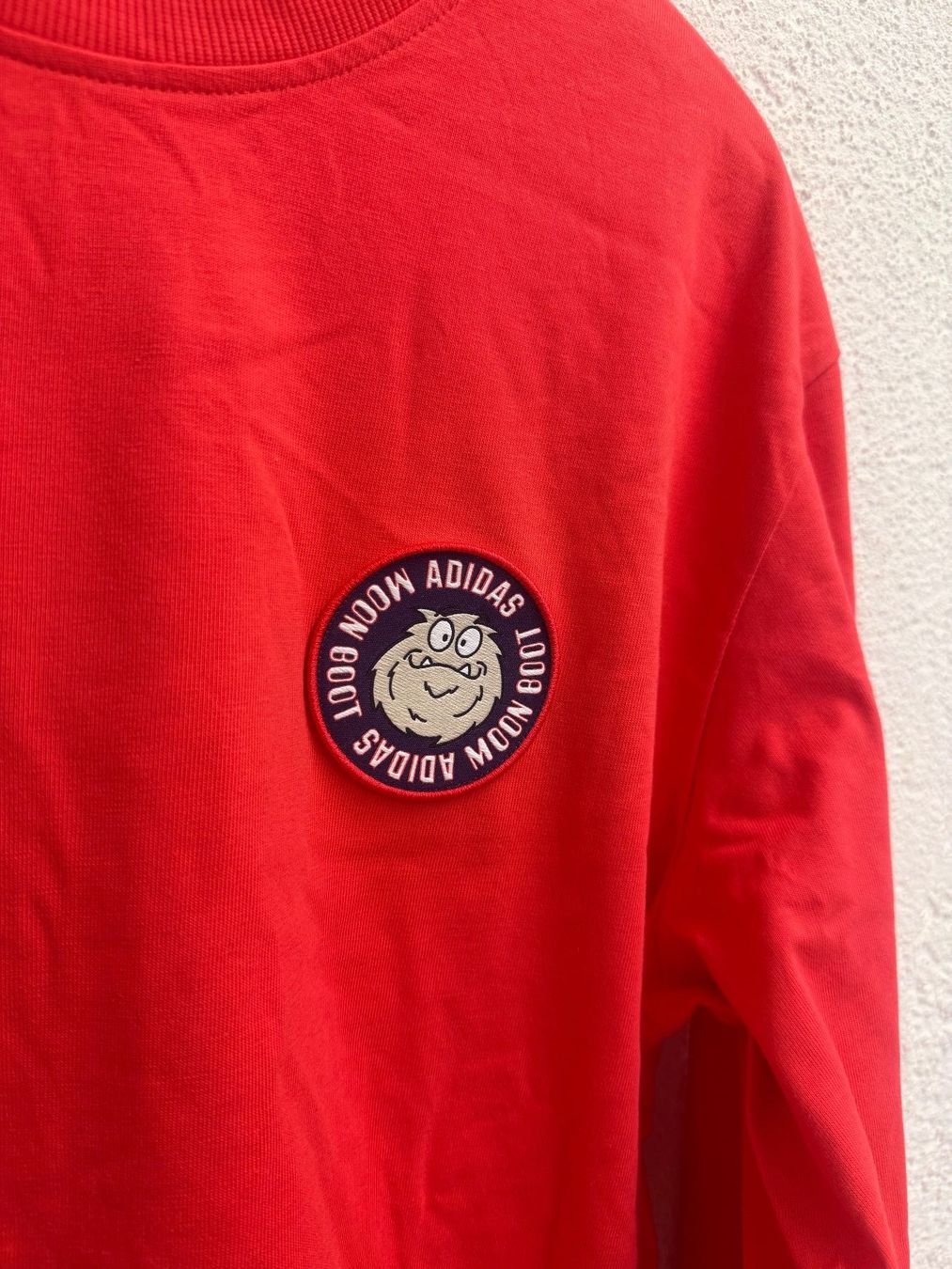 Adidas T-shirt: Adidas Moon Boot Shirt Gr. L – Usato da Biel/Bienne venduto da lichterhoh 1