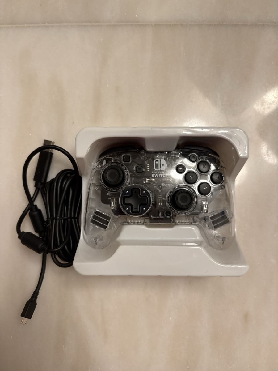 Nintendo Controller: Wired Nintendo Switch Pro Controler Afterglow - Never Used – Nuovo (secondo la descrizione) da Küsnacht ZH venduto da Greendream 1