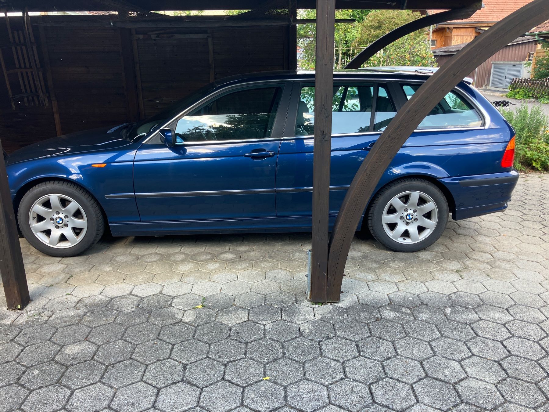 BMW Autos: BMW 325xi – Gebraucht aus Thierachern von Toysoldier 1