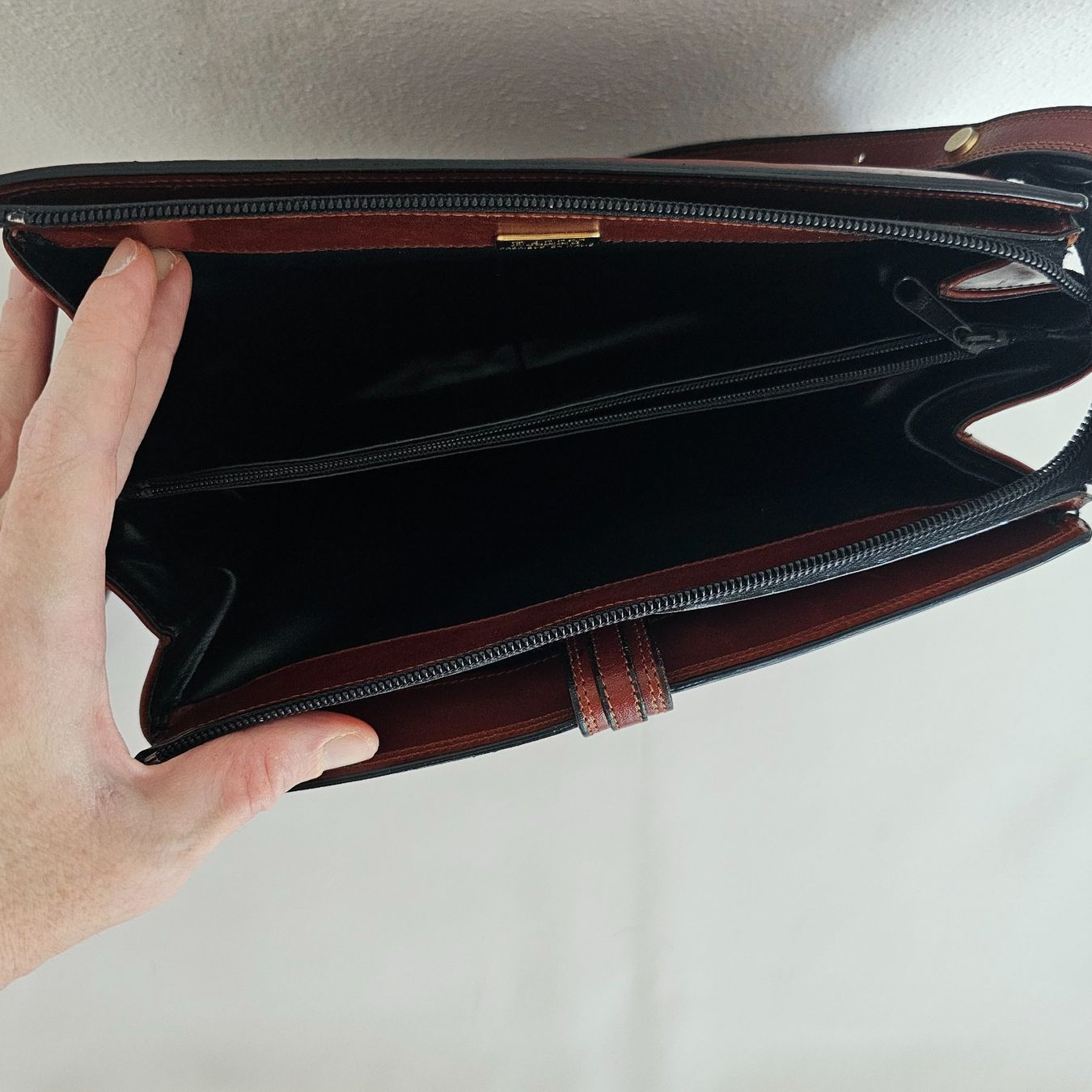 Bally Borse da donna: Bally Leather Crossbody / Shoulder Bag – Usato da Origlio venduto da ann_q6qv 6