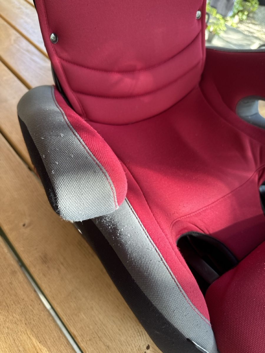 Kiddy Seggiolini per auto: Kiddy Smartfix Kinderautositz  rot/grau – Usato da Uster venduto da sytham 2