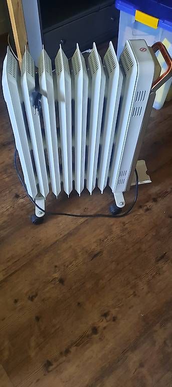 Radiateurs: Ölfreier Radiator – D'occasion à Kirchlindach par Tf86 1