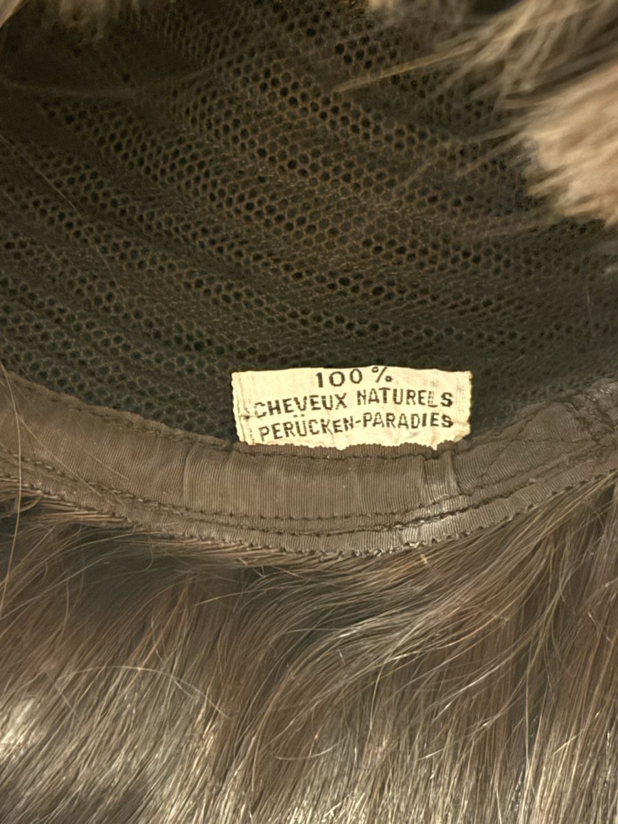 Parrucche: Perruque brune naturelle, style chic et élégant – Usato da Monthey venduto da Joseph-29 5