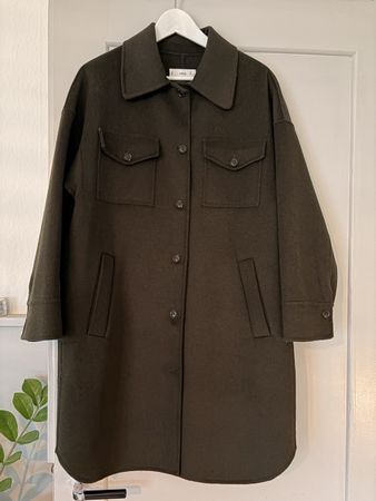 Mango Kurzmantel aus Wollmischung, Olivgrün, Gr. S