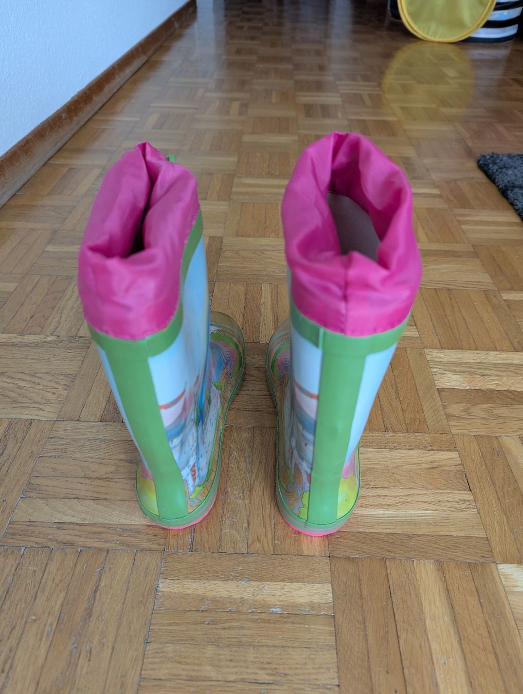 Scarpe per ragazze: Mädchen Gummistiefel Grösse 35  – Usato da Lengnau AG venduto da sus_znf9 2