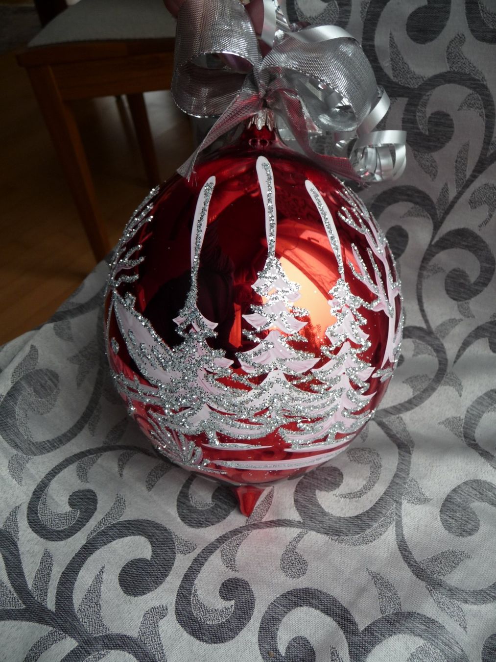 Tutte le decorazioni: gr. rot-silberne Christbaumkugel Weihnachtskugel Dekoration – Nuovo e nell'imballaggio originale da Alpnach Dorf venduto da marvo 3