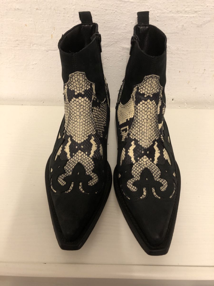 Scarpe da uomo: Stiefeletten Thunder 45 – Usato da Root venduto da NaBr76 1