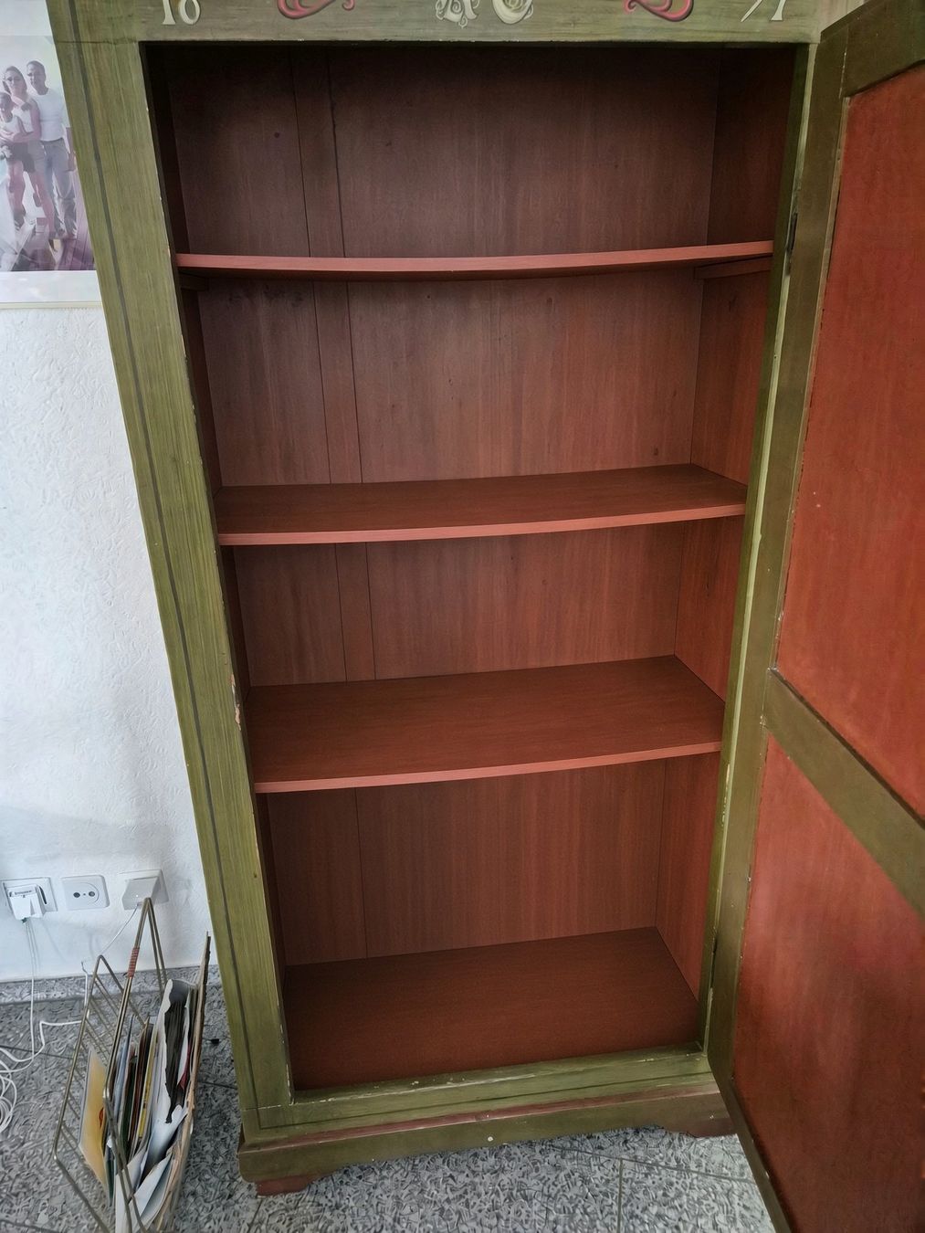 Armadi: Schrank – Usato da Sursee venduto da yas_rm65 2
