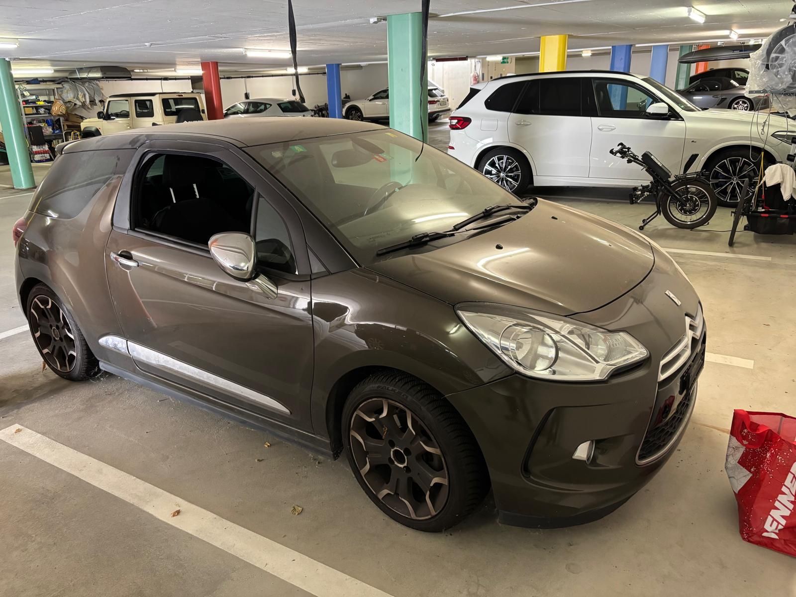 DS Automobiles Automobili: Citroen DS3 ab 1,- – Difettoso da Obfelden venduto da Wajuemfy 1