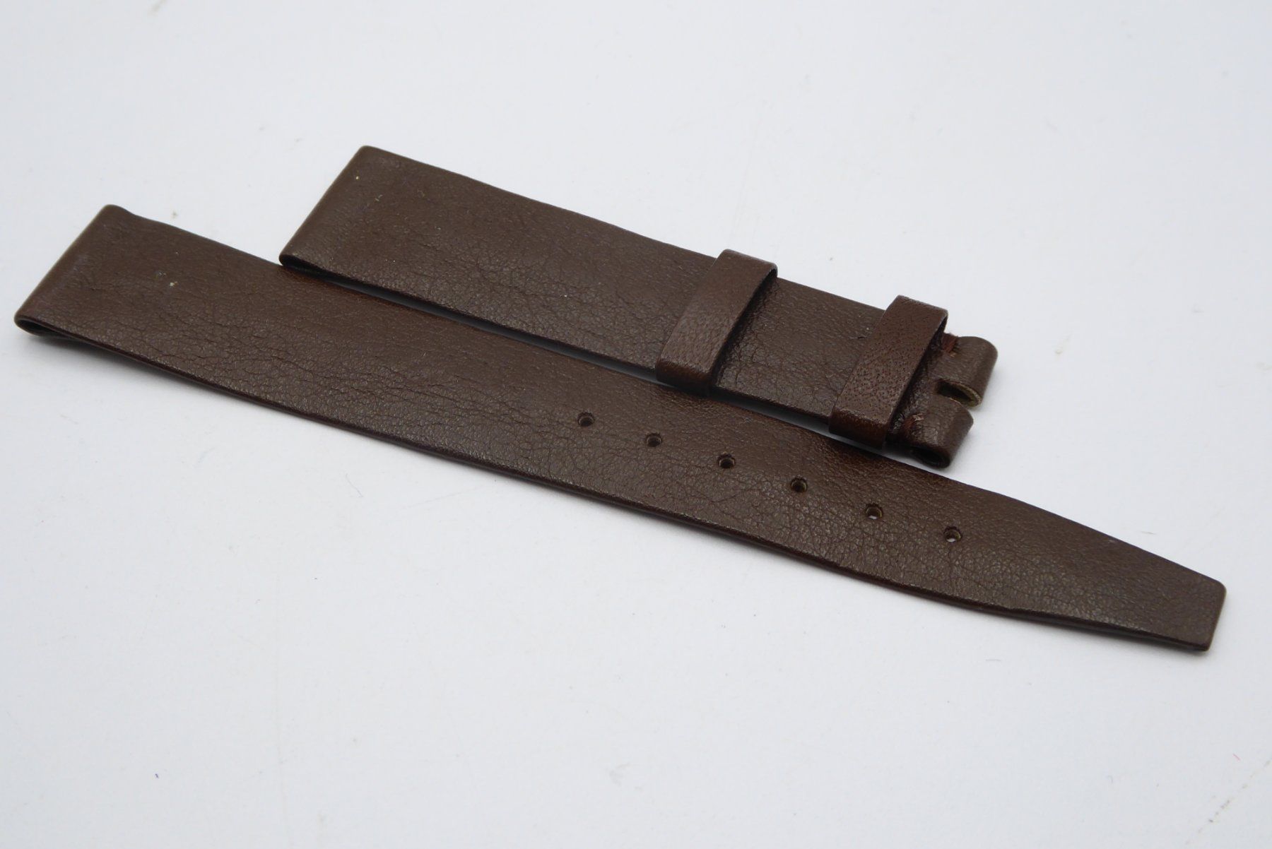 Bulova Montres: Bulova leather Strap 17mm – Neuf (Voir description) à Geneve par adr_xk6n