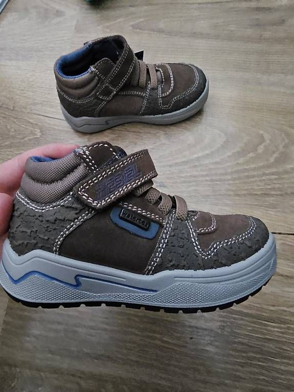 Schuhe für Jungen: Kinderschuhe – Gebraucht aus Grosshöchstetten von Qenko 3