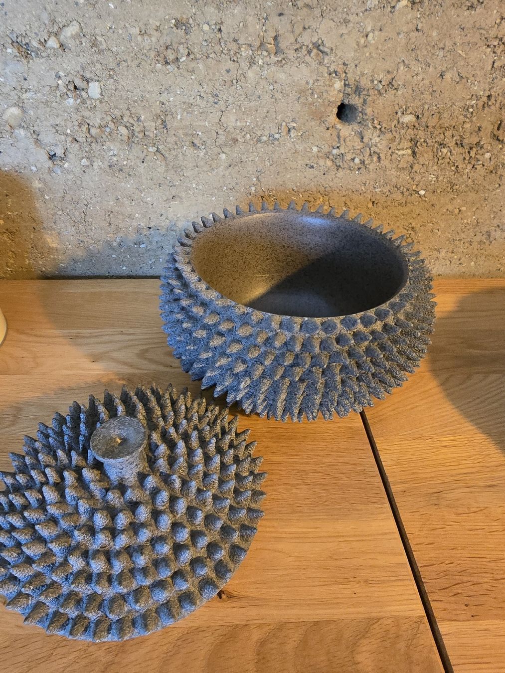 Tutte le decorazioni: Dekorative Dose mit Stacheln – Usato da Winterthur venduto da Oddl8400 2