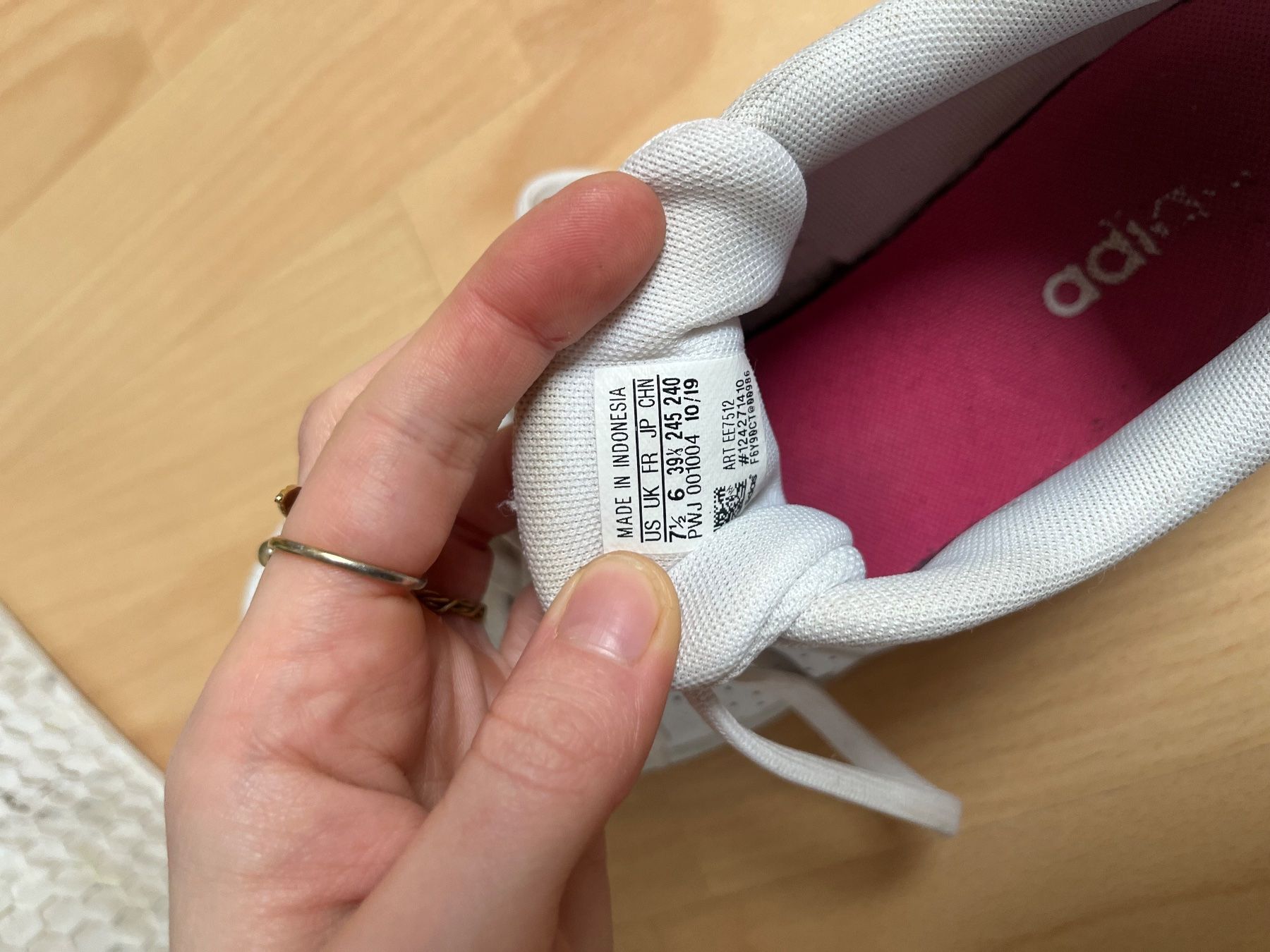 Damenschuhe: Sneaker Adidas, Grösse 39, getragen – Gebraucht aus Heerbrugg von R.St27 4